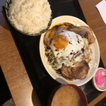 肉酒場 とろっと - 