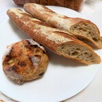 ル・シュクレクール 北新地 - バゲット　ラヴォンドオミルティーユ　