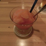 ポットスチル - いちごフローズンのカクテル