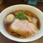 とものもと - 『醤油らーめん＋味玉』　1150円