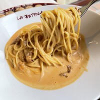 新鮮なウニのクリームソース　スパゲッティ