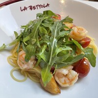 海老【太陽の恵】とトマト、ルッコラのアーリオ　オーリオ　スパゲッティ(+¥550)