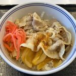 Yoshinoya - 豚丼小盛のアップ