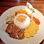 メメントモリ - 2022年11月24日のポークカレープレート。