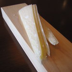 レストラン makiya - サービスのチーズ