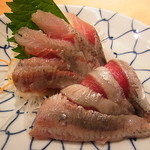 英鮨 - イワシ刺(600)