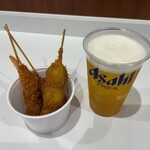まる勝や - 料理写真:うずら・えび・イカ・生ビール