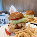 コパン - スパイシーバーガーとチーズバーガー