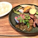 국산 소의 스테이크 점심