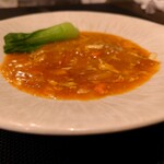 小菜一碟 - フカヒレ上海蟹煮込み