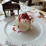 ル・コントワール・ド・ブノワ - デザート）バニラとフランボワーズのヴァシュラン