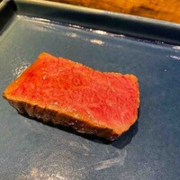 鉄板焼きWAGYU LIVERARY - 最高級黒毛和牛ステーキ2