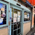 スープカレー屋 鴻 神田駿河台店 - 入り口