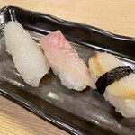 Kisshoutei Sushi Robata - 摘むのに丁度いいサイズでした。