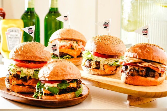 黒門BURGER 誠屋 - 近鉄日本橋/ハンバーガー | 食べログ