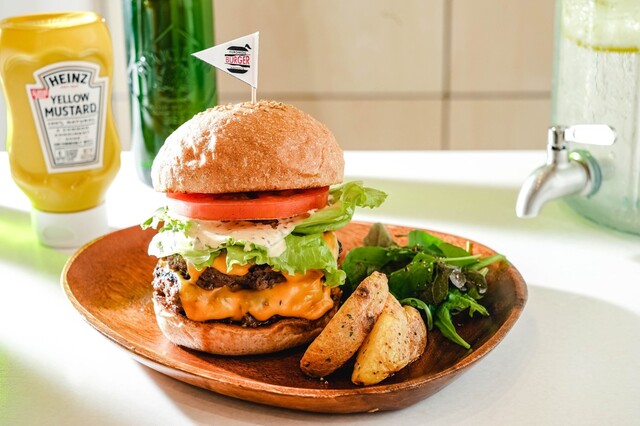 黒門BURGER 誠屋 - 近鉄日本橋/ハンバーガー | 食べログ