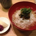 春草 - 13.5月　しらすと梅きゃら蕗のお茶漬け