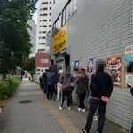 ラーメン二郎 - AM8:30．帰る頃の行列の様子！