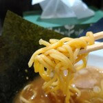 Yokohama Ramen Ooyama Ya - 麺リフト！(ﾉ≧∀≦)ﾉ ﾖｲｼｮｰ!!