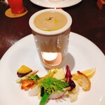 ラ・プリマ・ヴォルタ  - アンチョビの風味がふわっと香るまろやかなバーニャカウダソースです。99.9%高知の野菜だそうですよ^_^