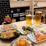 肉と魚 レトロ酒場 オハツ商店 - 