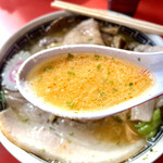 赤湯ラーメン 龍上海 - スープ