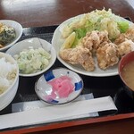 彩葉茶屋 - 日替わり定食（から揚げ、ごはん中）