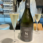 Spice & Dining KALA - シャンパンでかんぱーい