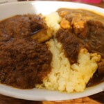 Curry House Hayashi - ハーフ&ハーフ