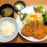 とんかつ生駒 - 