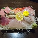 大衆酒場 ゑびす - お刺身3種盛り980円