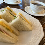 Cafe Nanohana Batake