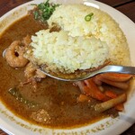 喫茶アジェンデ&カレーシャ - パラッとしたご飯