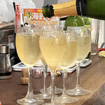 朝めし酒場 ナニコレ食堂 - 