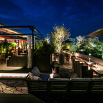 RED ROOM rooftop & grill - 