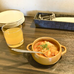 ピッツエリアバール　CACTUS　D'ORO - ミネストローネ　エッジ効いてます（笑）