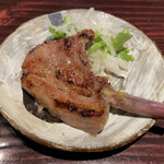 野口太郎 - ラムチョップの西京焼き 春菊と梨のサラダ