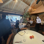 ピレネー - 内観