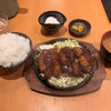 とんテキ豚屋 - 温玉とんテキ定食（タレ）¥990