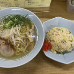 らーめん 松喜 - 飯ちゃん、塩ラーメン