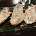 Washoku Oyamada - 牡蠣昆布〆