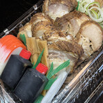 中華そば大石家 - 厚いチャーシューが８枚（2人前）