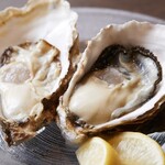 -Selected by buyers- Seasonal fresh oysters