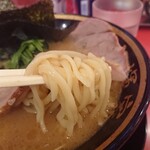 横浜家系ラーメン 大輝家 - 酒井製麺テボによる7分茹で