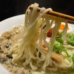 中華蕎麦 無冠 - 麺リフト