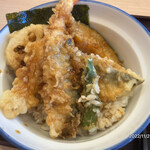 天丼・天ぷら本舗 さん天 - 39天丼 ご飯小 ¥370-(2022/11/25)