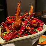 茶禅華 - 上海蟹入り辛味を移した手羽先