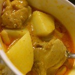 ジムジュム - デカいじゃが芋とチキン！甘辛いマサマンカレー！