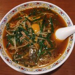 桜木屋 - ニラそば：８７０円（税込）【２０２２年１１月撮影】