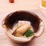 Koju - ⚫牡蠣　海老芋　しんとり菜  白味噌仕立て